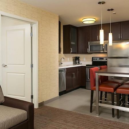 Residence Inn By Marriott Kansas City At The Legends Extérieur photo