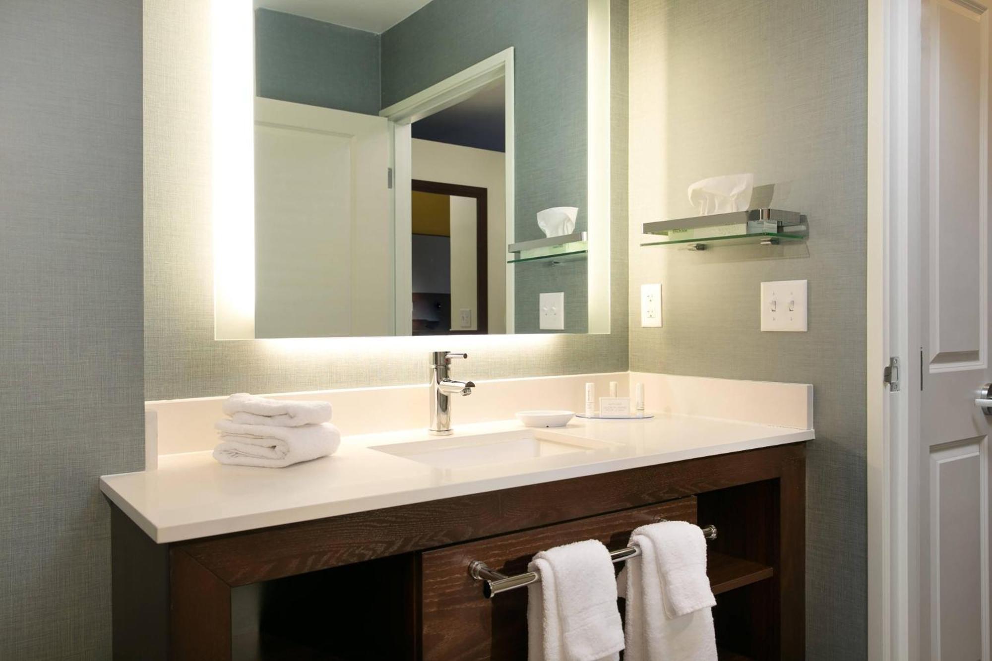 Residence Inn By Marriott Kansas City At The Legends Extérieur photo